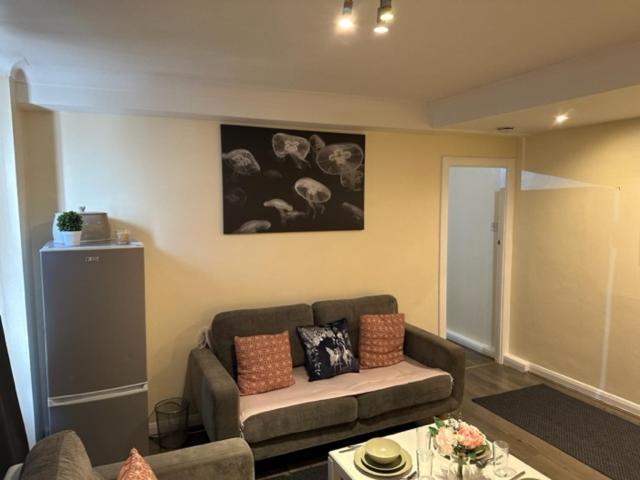 Superb One Bedroom Private Londres