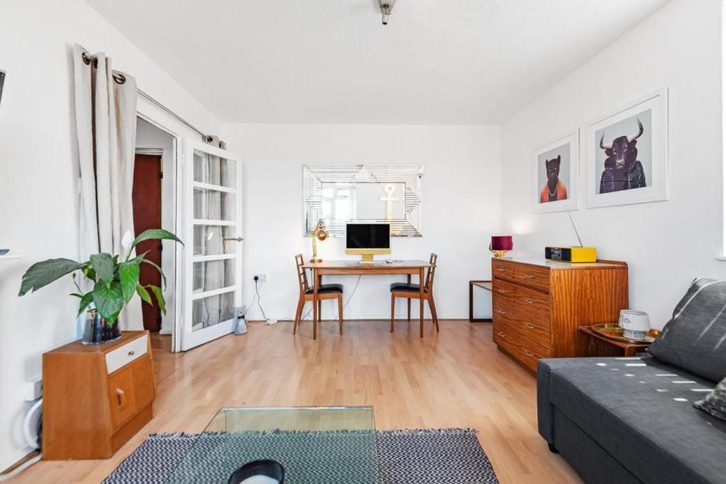 Flat 13 Londres