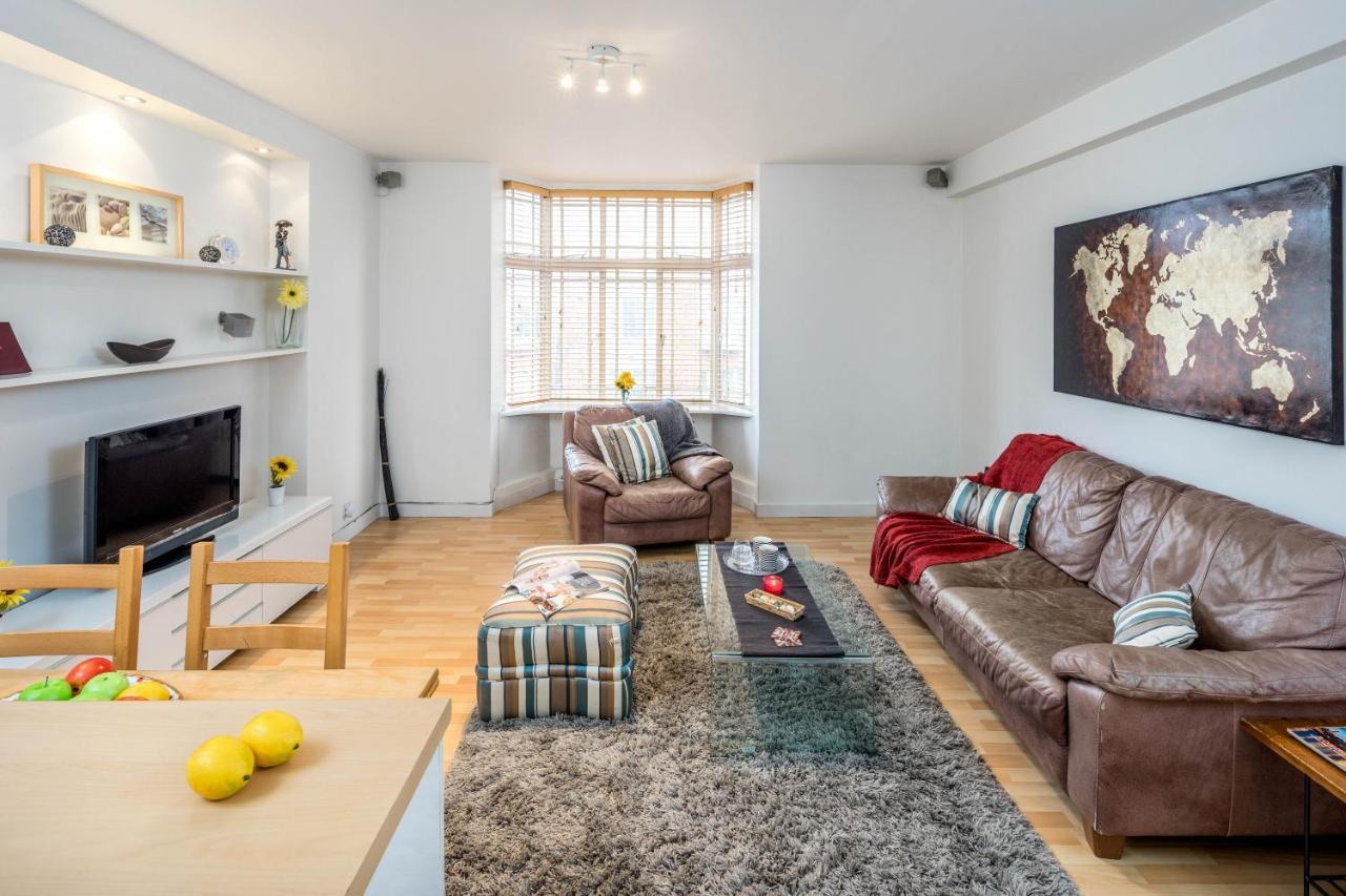 Joivy 2-bed Flat Near Notting Hill Apartment London
