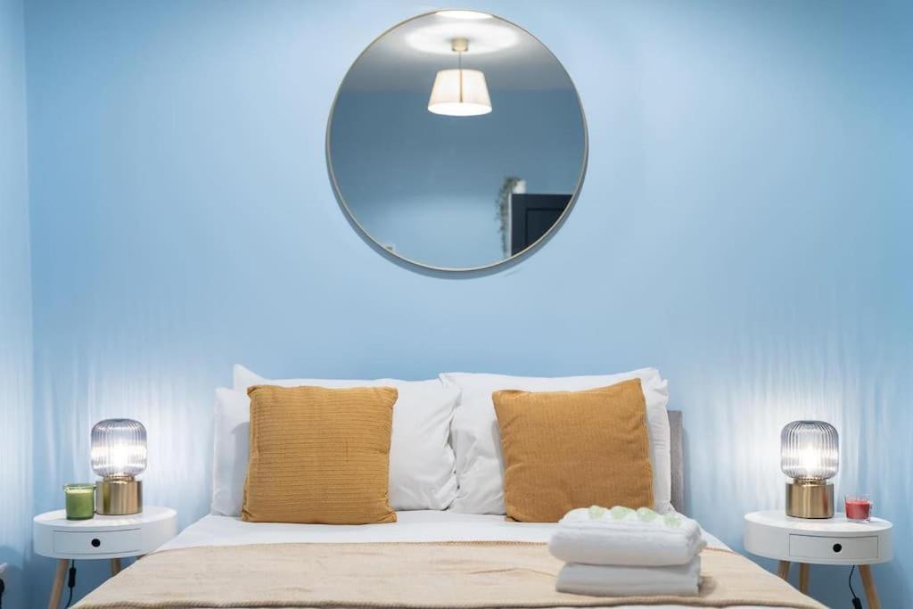 Apartment 2 Bedroom London