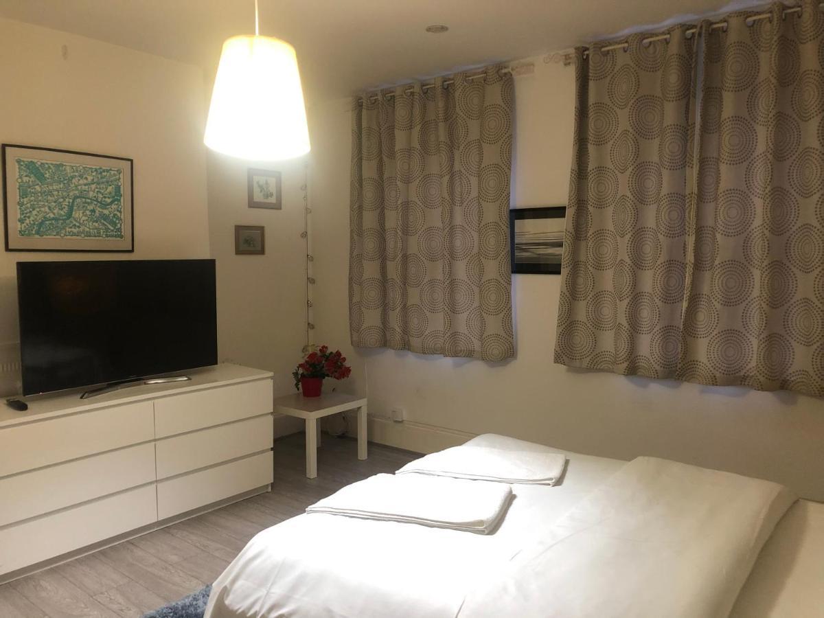 94 Bricklane Studio Flats * London