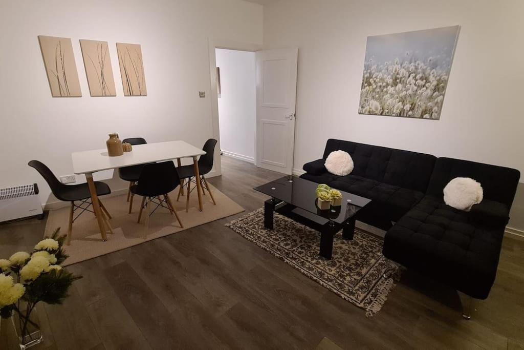 Apartamento Luxury 1 Bedroom Flat In The Heart Of Wood