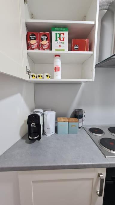 Luxury 1 Bedroom Flat In The Heart Of Wood