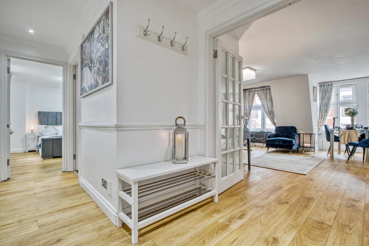2-bed 2-bathroom Mayfair - Maddox St Londen