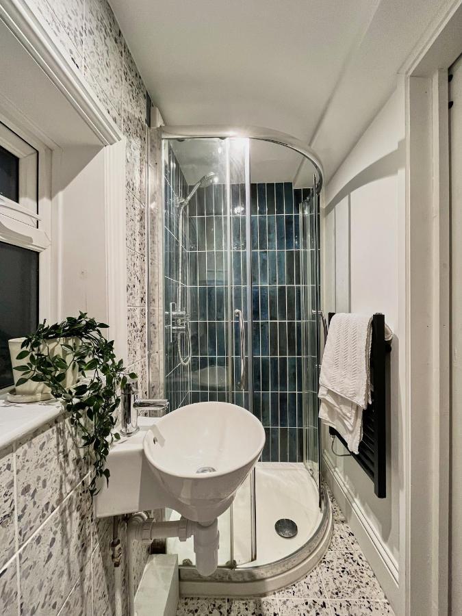 Apartment The Fulham Loft - Captivating 2bdr Flat With Terrace London