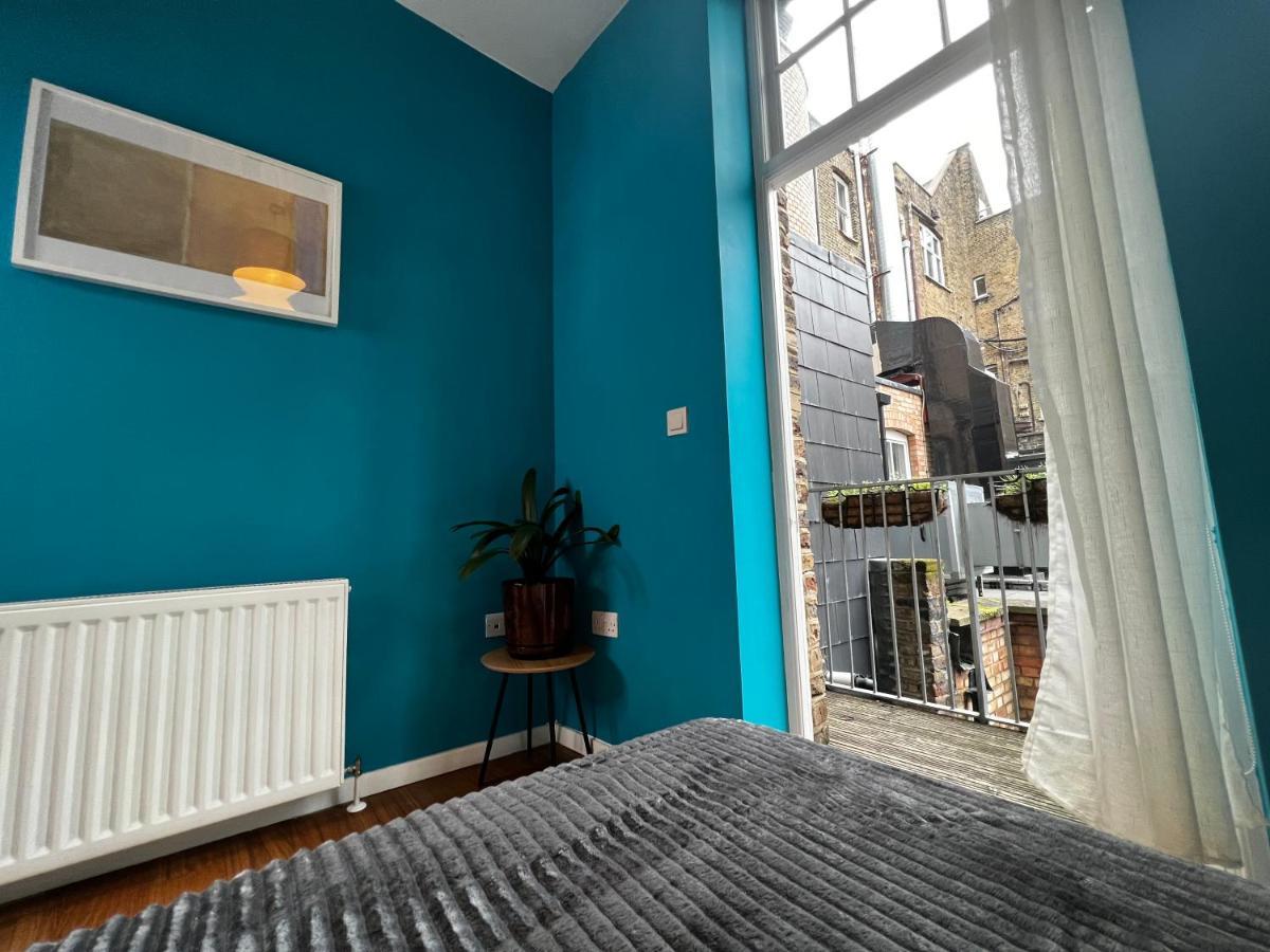 Luxury 2 Bed Flat 2 Min From Station Nearby Other 4 Stations Apartment London
