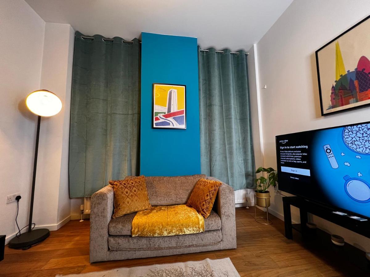 Apartment Luxury 2 Bed Flat 2 Min From Station Nearby Other 4 Stations