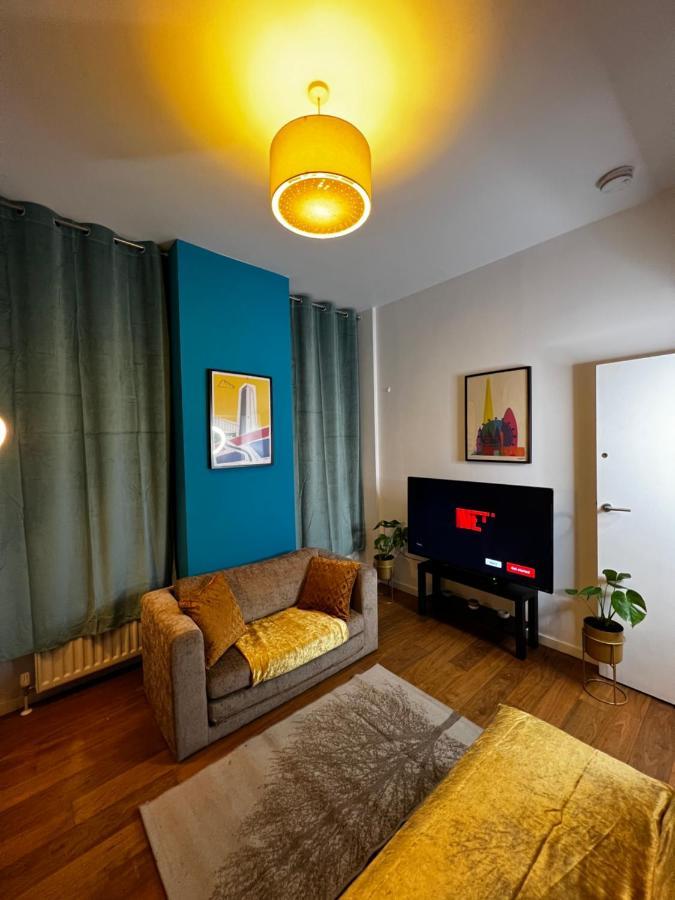 Luxury 2 Bed Flat 2 Min From Station Nearby Other 4 Stations