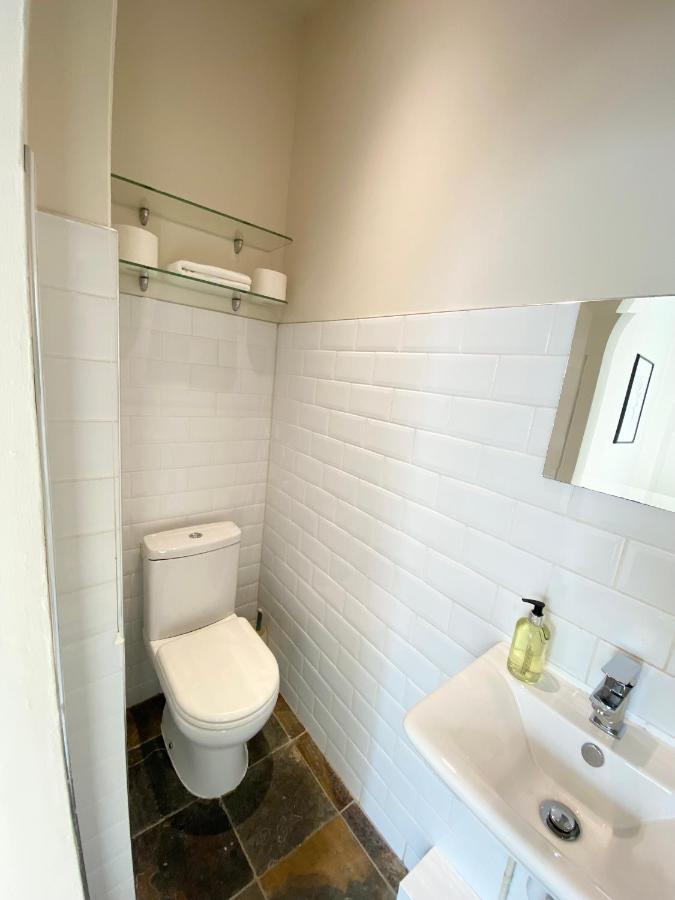 Stylish Maisonette And In Victoria *