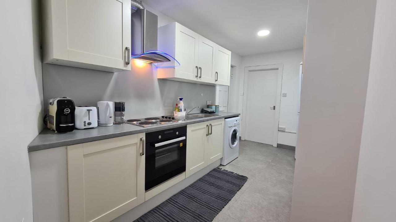 Luxury 1 Bedroom Flat In The Heart Of Wood Apartamento