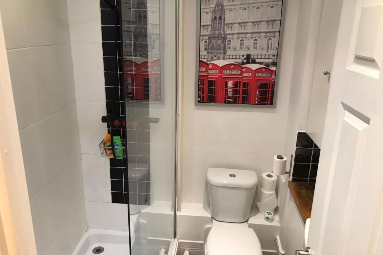Apartment Stylish Studio Near Notting Hill Station!