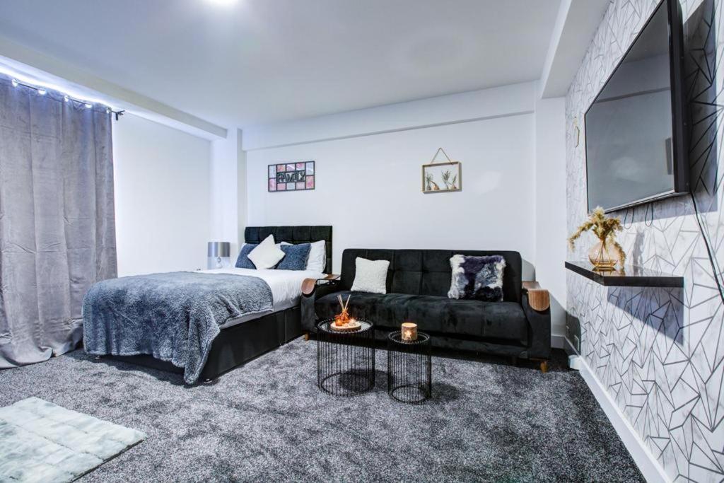 Hyde Park 2 Bedroom