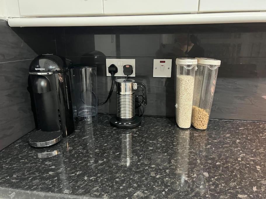 Appartement Lovely 1-bedroom With Free Parking & Garden. Londres