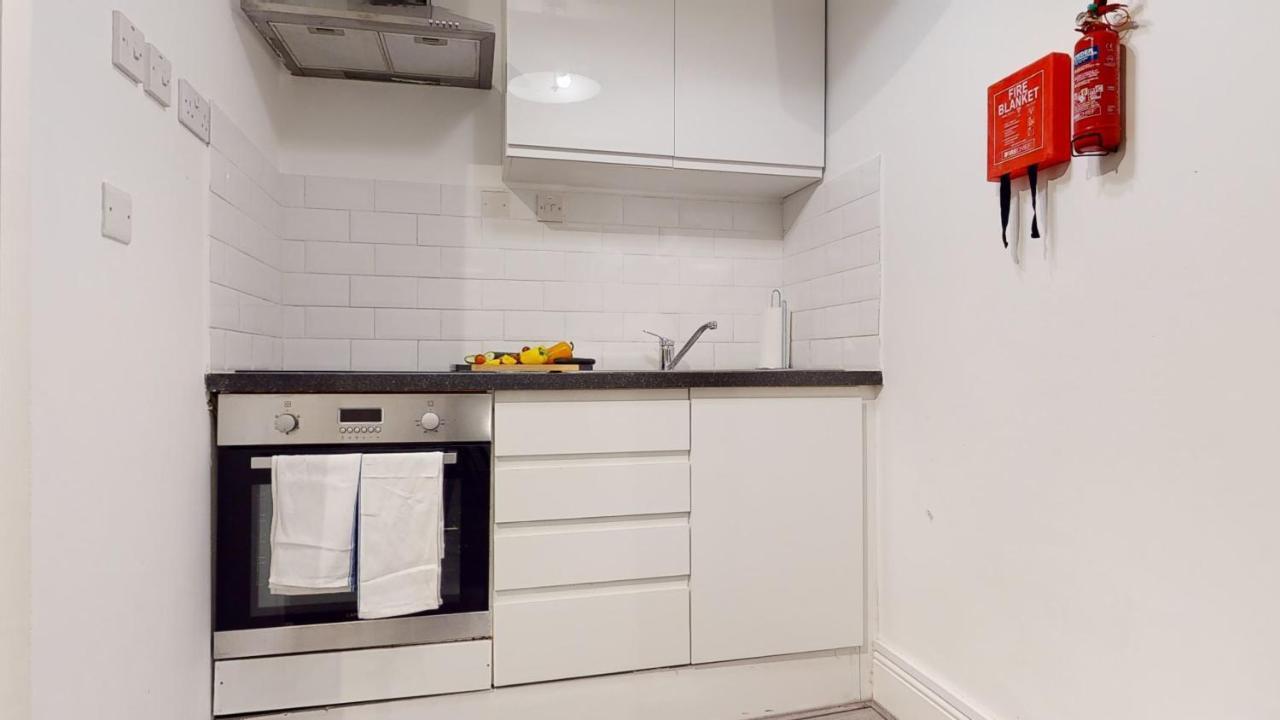Camden Reach - Engels 2 Bedroom Apartamento Londres