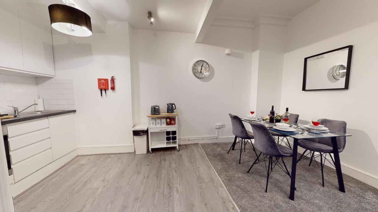 Camden Reach - Engels 2 Bedroom *