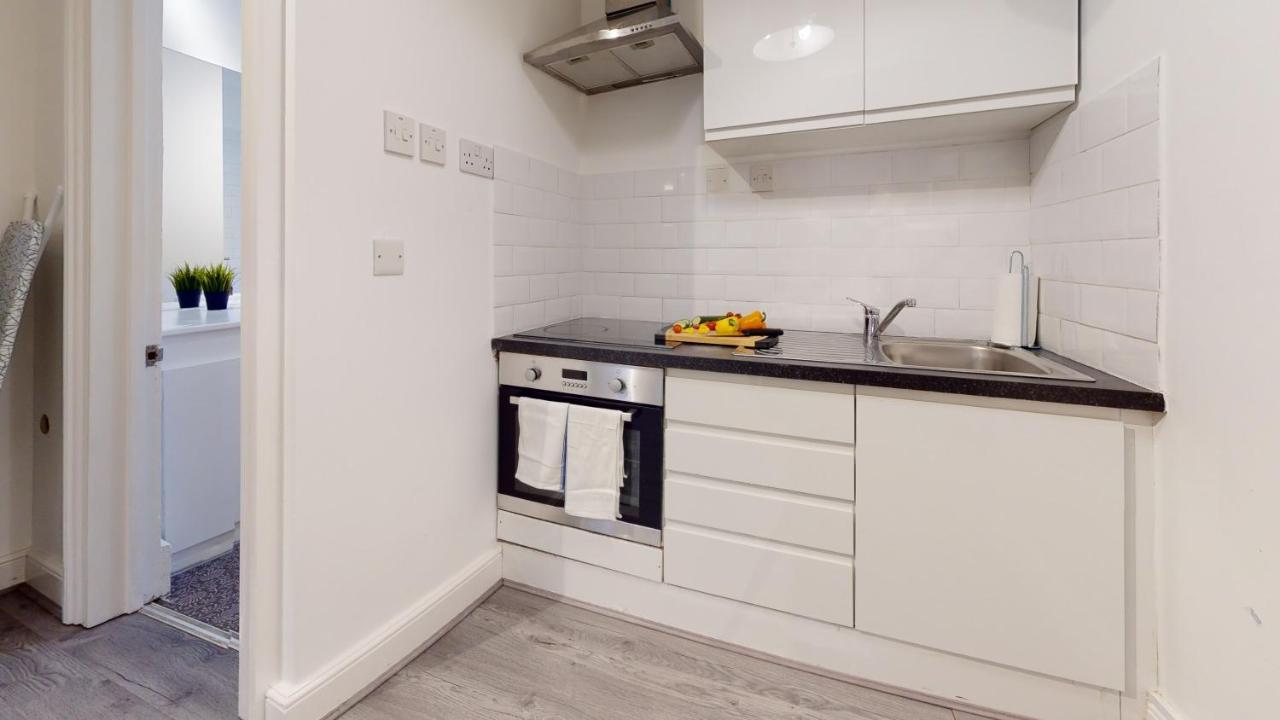 Camden Reach - Engels 2 Bedroom * Londres