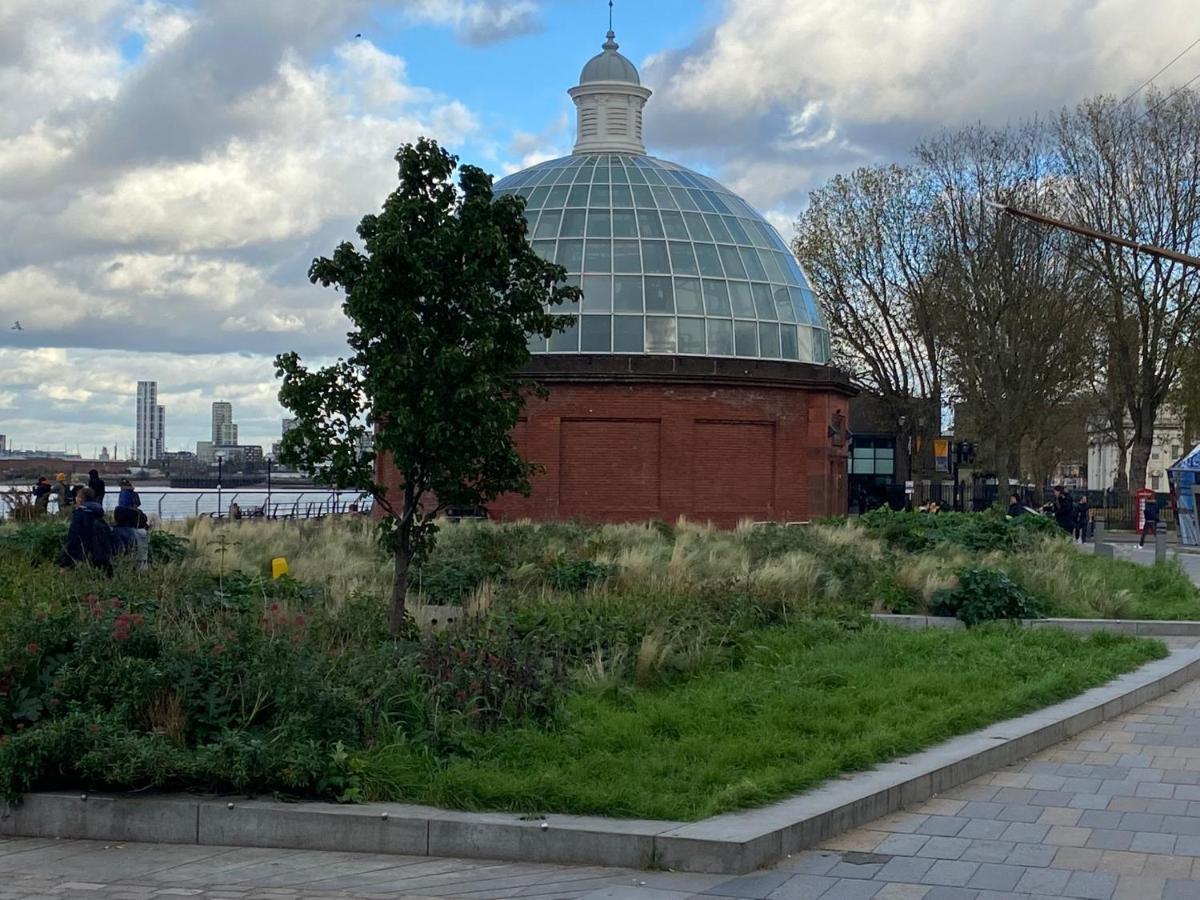 Apartamento 2-bedroom Flat In Cutty-sark, Greenwich ! Londres