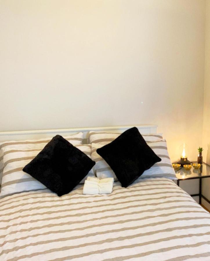 Apartment Garden Beautiful Cozy Flat , Recent Decorated. London