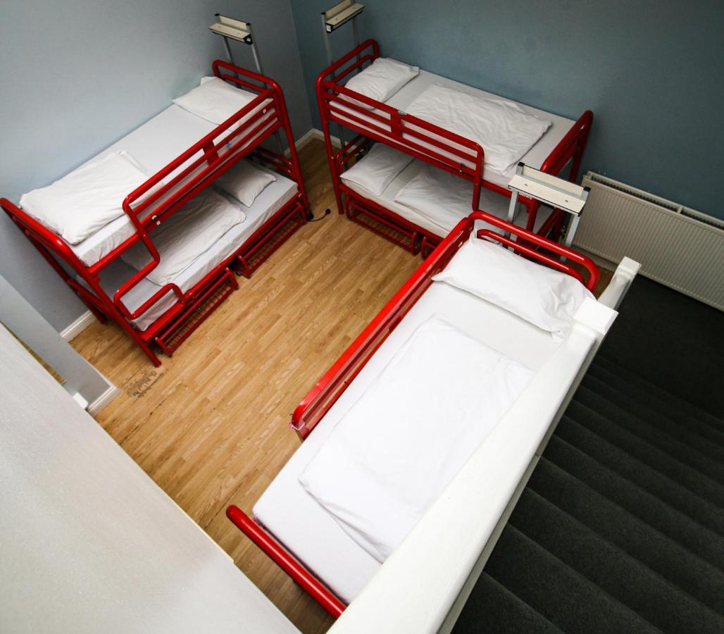 Albergue Astor Hyde Park (adults Only)