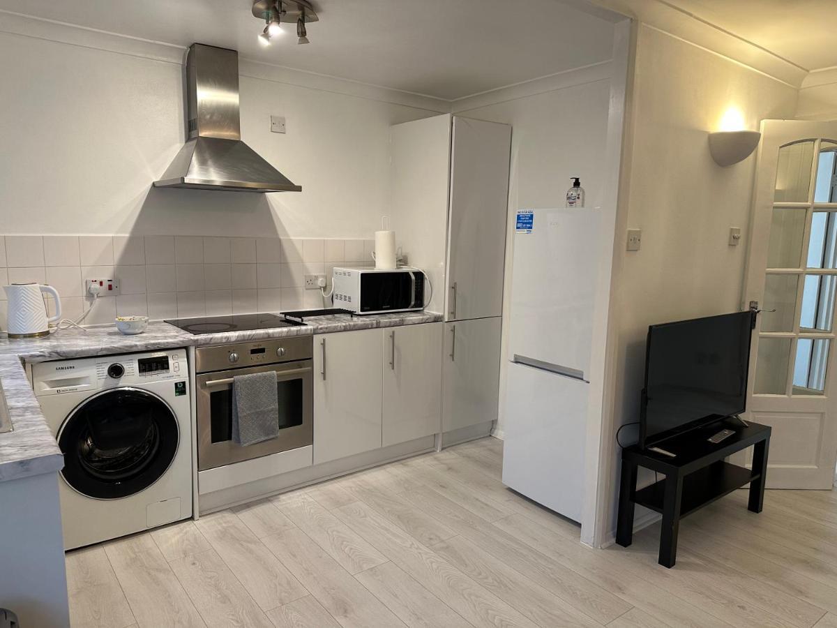 Stylish 1 Bedroom Close To Tooting Bec Station Apartamento Londres