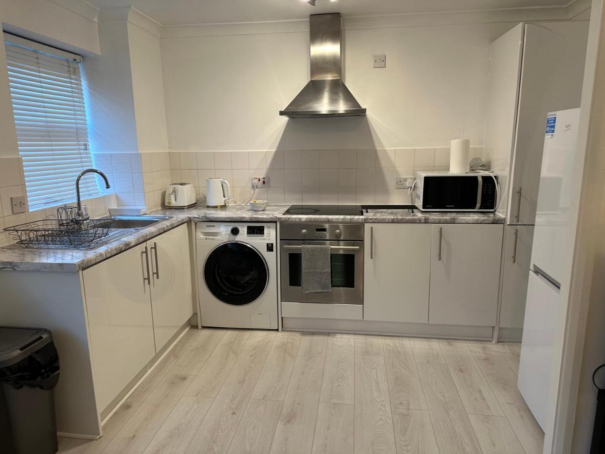 Stylish 1 Bedroom Close To Tooting Bec Station * Londres