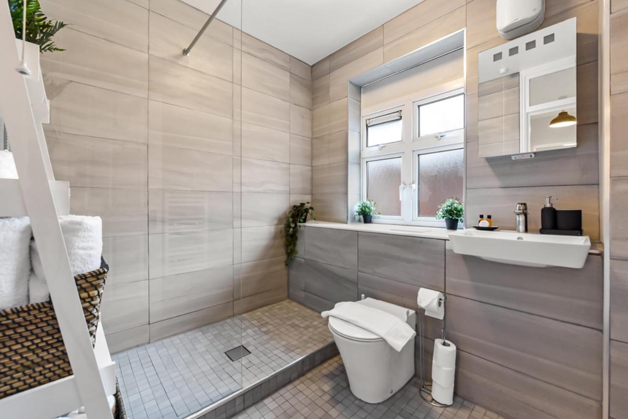 Appartement Family Friendly, Zone 2, 2 Beds, Overground