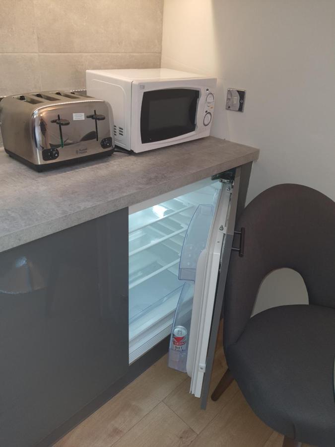 Large Bright With Kitchen Londres