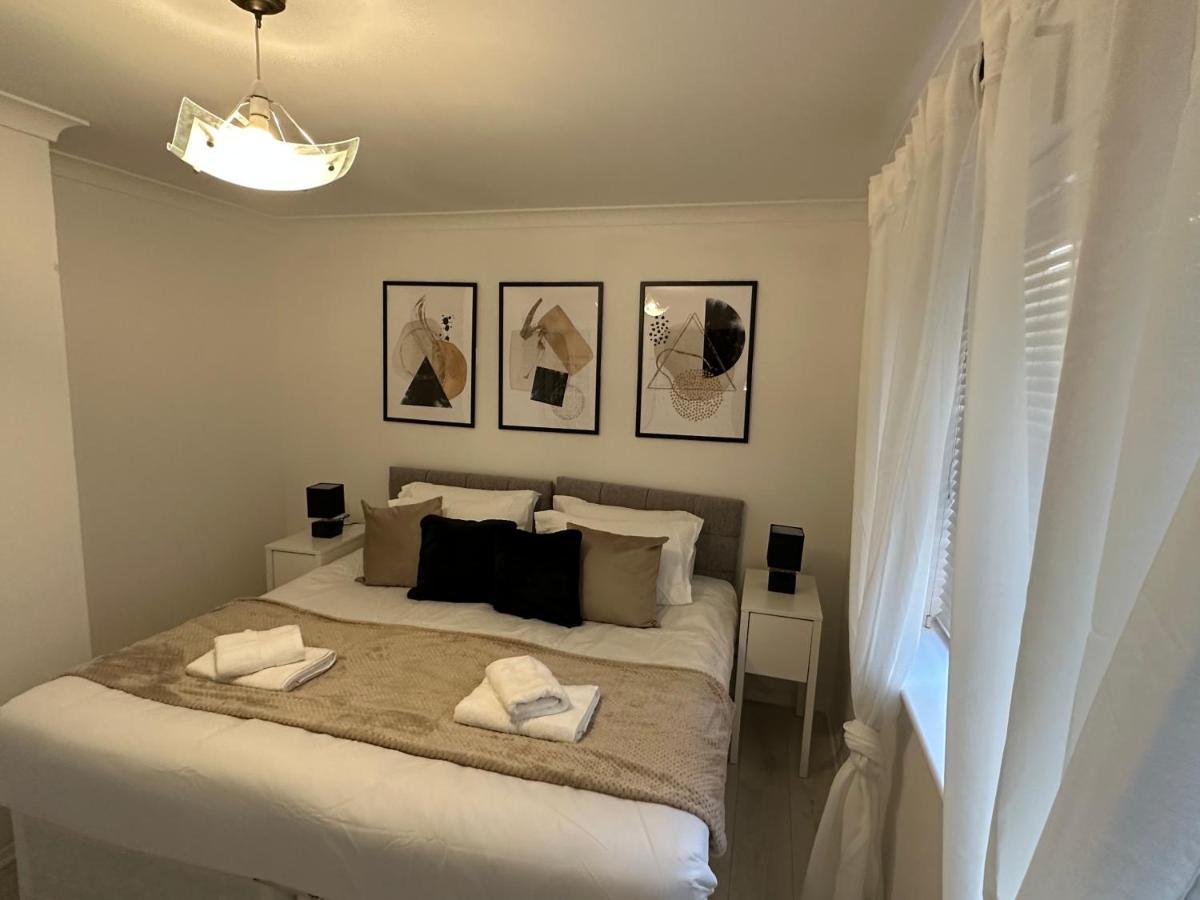 Stylish 1 Bedroom Close To Tooting Bec Station * Londres