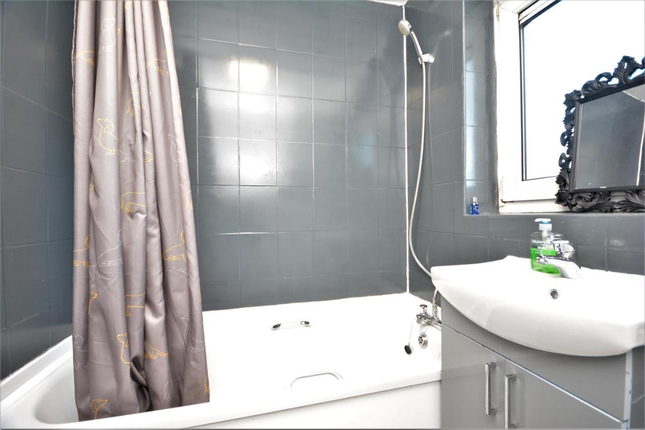 2 Bedroom Near Excel Exhibition Centre
