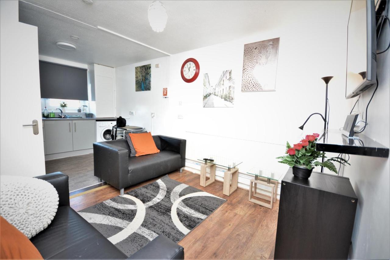 Apartment 2 Bedroom Near Excel Exhibition Centre *