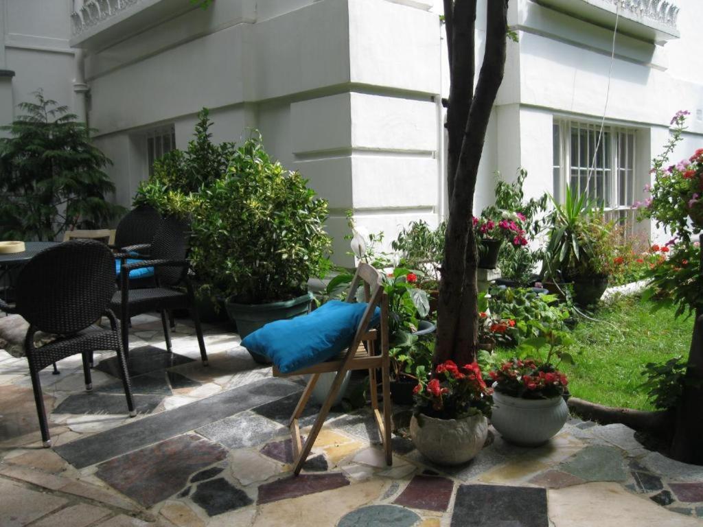 Dawson Place, Juliette's Bed & Breakfast 3*