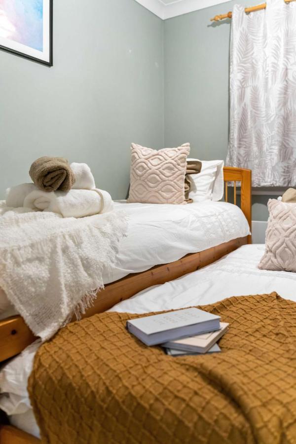 Chic Two Bed Garden Flat Apartamento Londres
