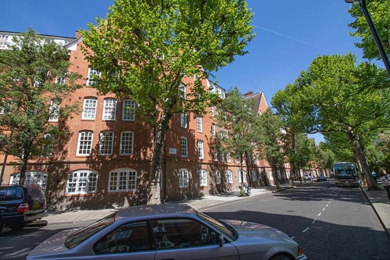 Nearby The Eye & Big Ben, 2 Large Double Bedrooms *