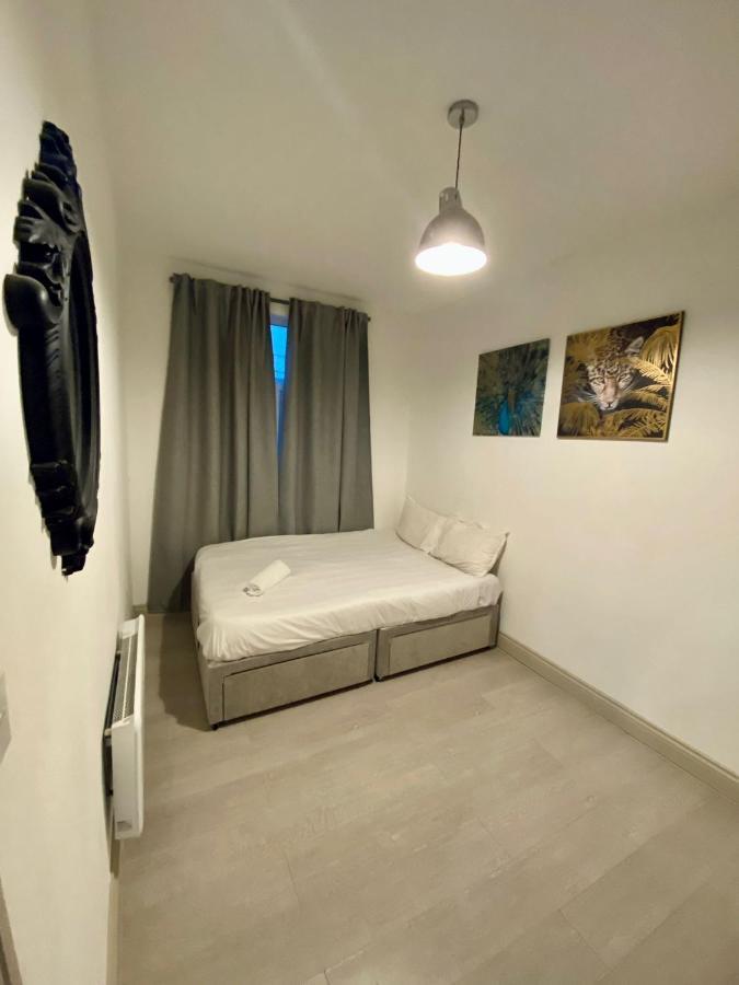 424 Edgwar Road