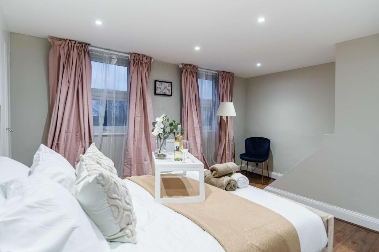 Kensington High 2 Bedroom *