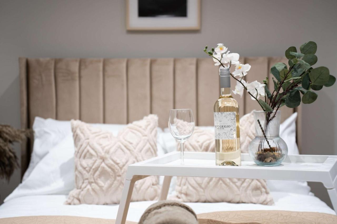 Kensington High 2 Bedroom Londen