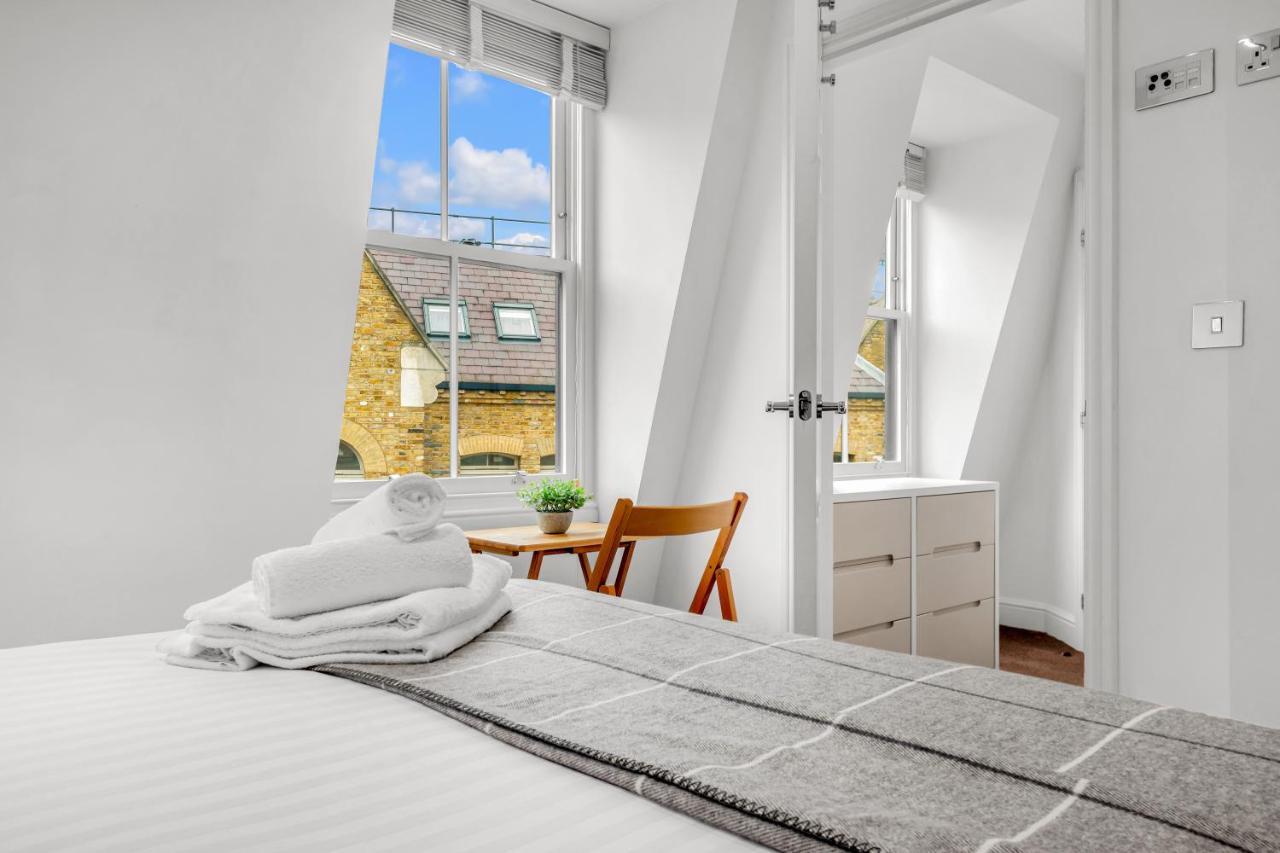 Mysquare Vibrant And Sleek 2 Bed In Artillery Lane Londres