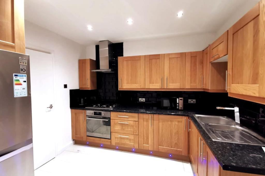 Lovely 1 Bed Flat In Trendy Peckham Appartement Londen