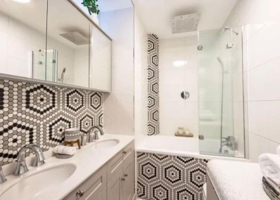 Newly Refurbished 2-bedroom Flat In Notting Hill * Londres