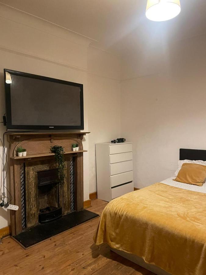 Balham, South Spacious 1, 6 Available Quarto em Acomodações Particulares Londres