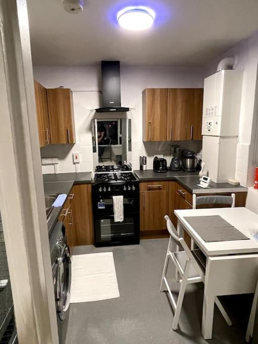 Apartamento Self-catering Fully Equipped In Vauxhall Londres