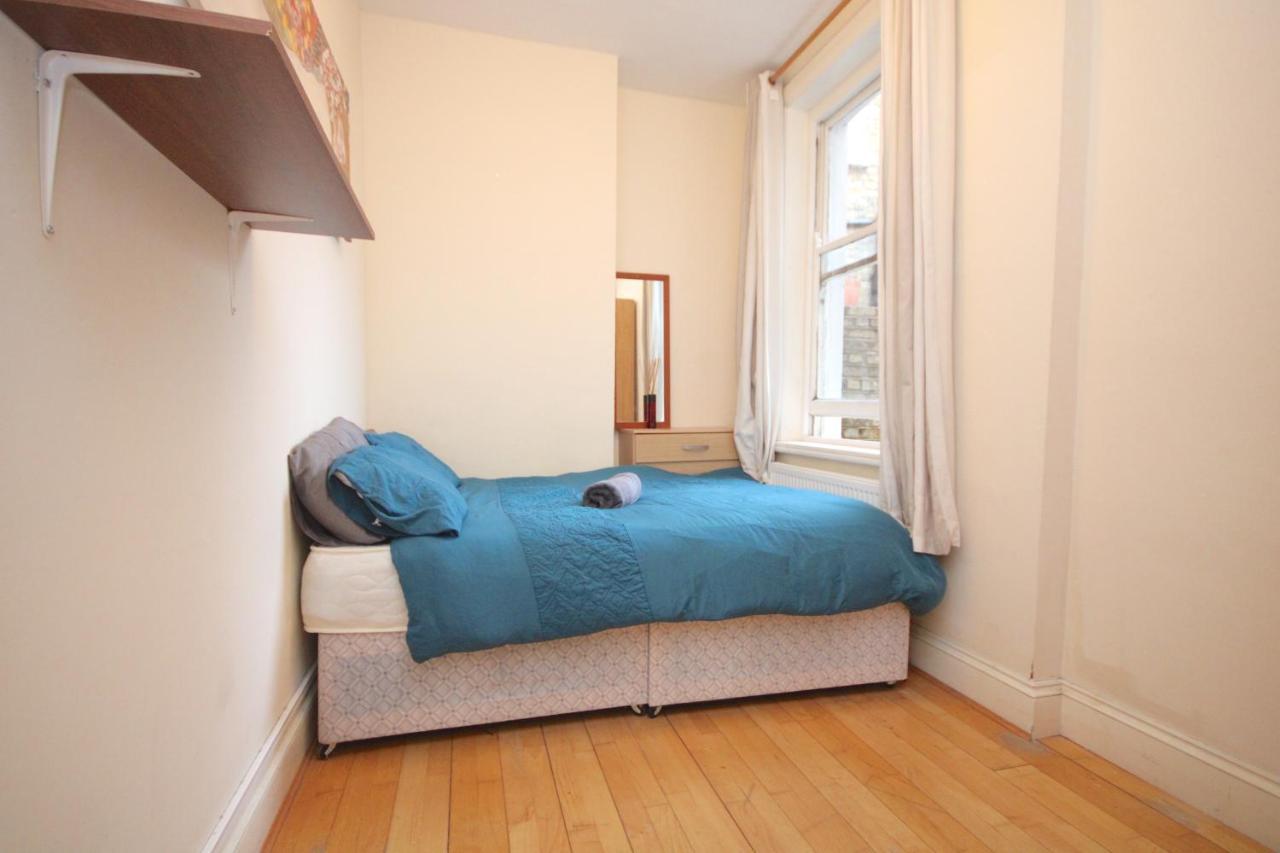 Apartamento Three Bedroom Flat With Garden In Fulham *