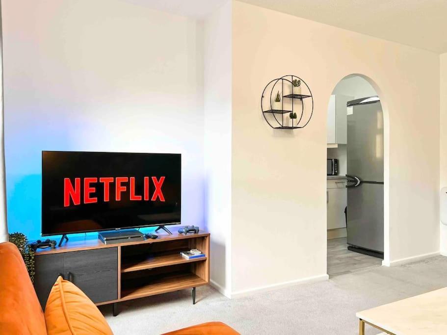Apartamento Free Parking - Business Or Relocation - Weekly Or Monthly - 4 Guests By Hofin Stays Short Lets & Serviced *