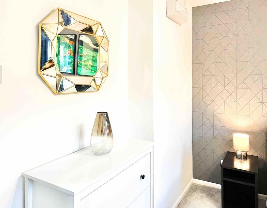 Apartamento Free Parking - Business Or Relocation - Weekly Or Monthly - 4 Guests By Hofin Stays Short Lets & Serviced *