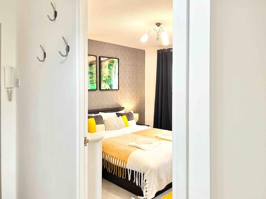 Apartamento Free Parking - Business Or Relocation - Weekly Or Monthly - 4 Guests By Hofin Stays Short Lets & Serviced