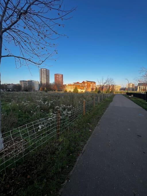 1 Bedroom Flat 10 Mins Walk From Old Street Station Apartamento
