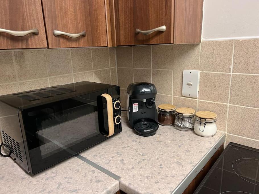 1 Bedroom Flat 10 Mins Walk From Old Street Station *