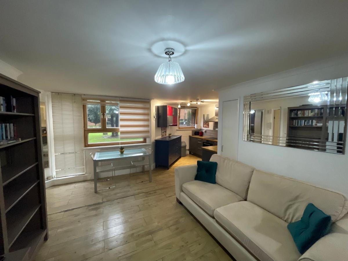 Apartment Amazing Chelsea Next To The River London
