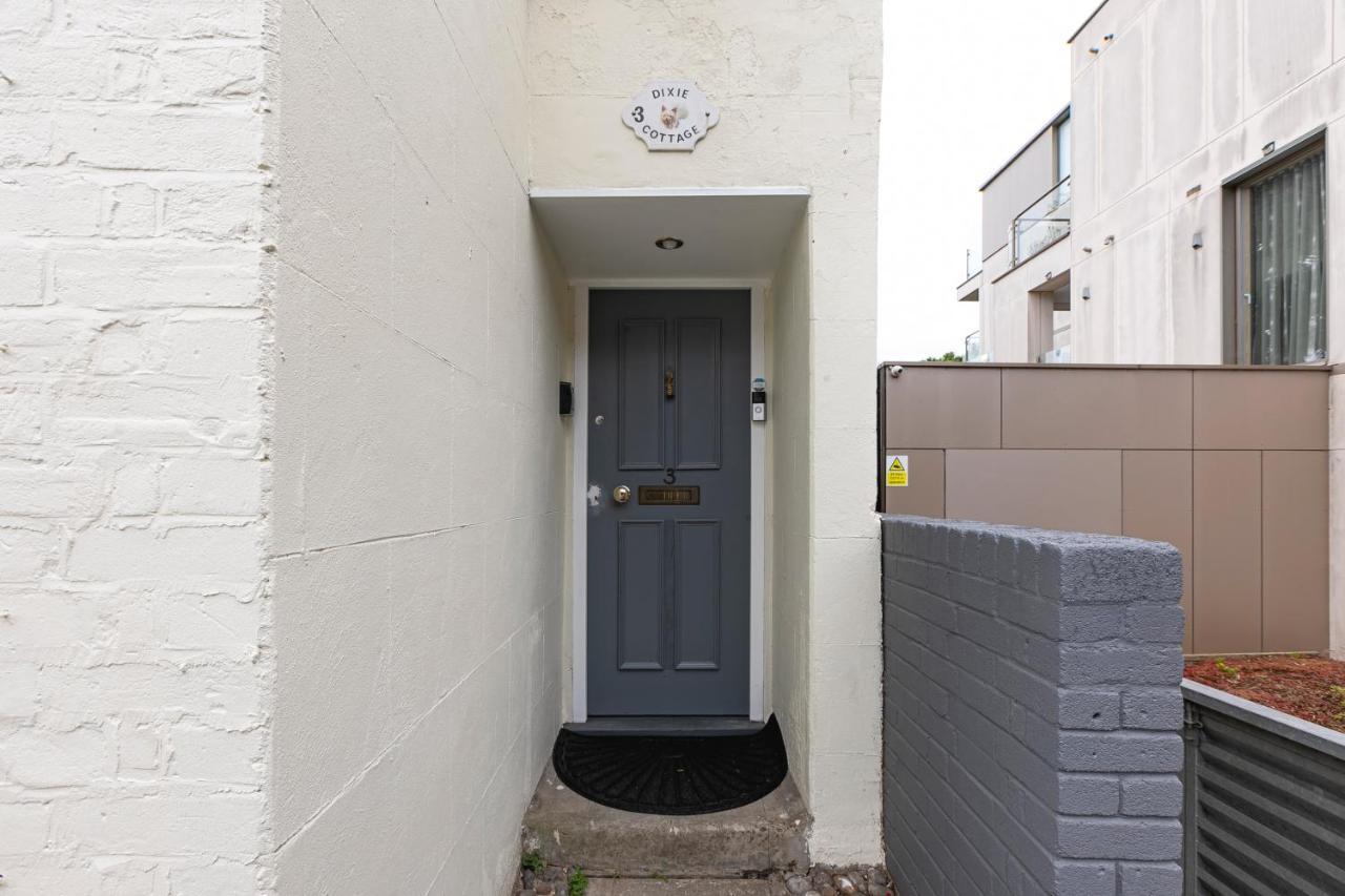 Skyvillion - 2 Bed In Finchley- 2 Mins Walk To East Finchley Tube Station Apartment London