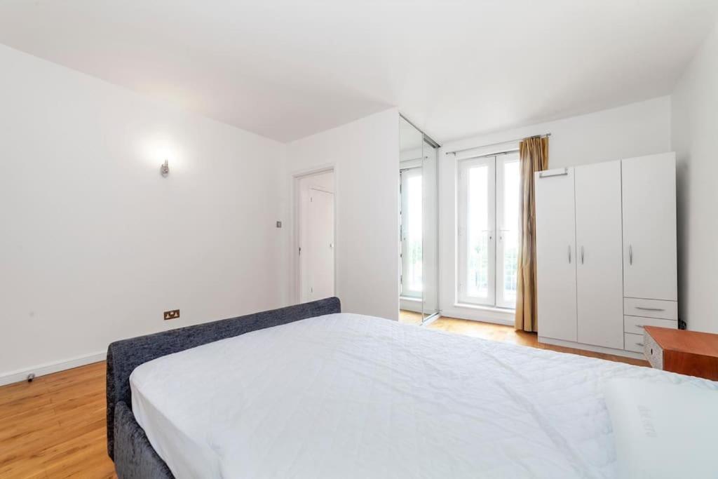 Top Floor Penthouse Flat With Amazing City View